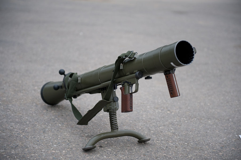 Illustration for article titled The Carl-Gustaf Looks Like a Bazooka But Shoots Like a Rifle